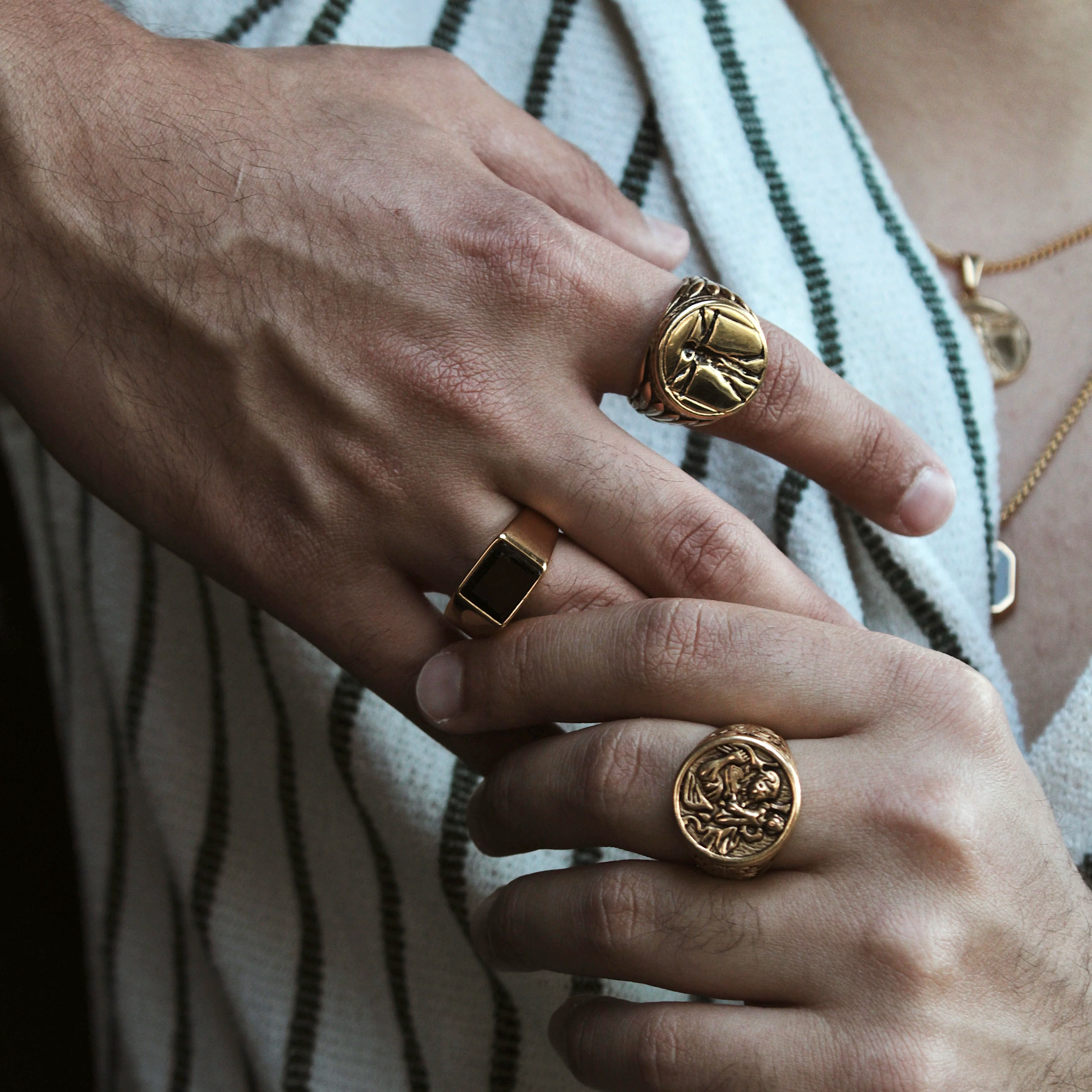 Anillo Jordán Gold - Image 3