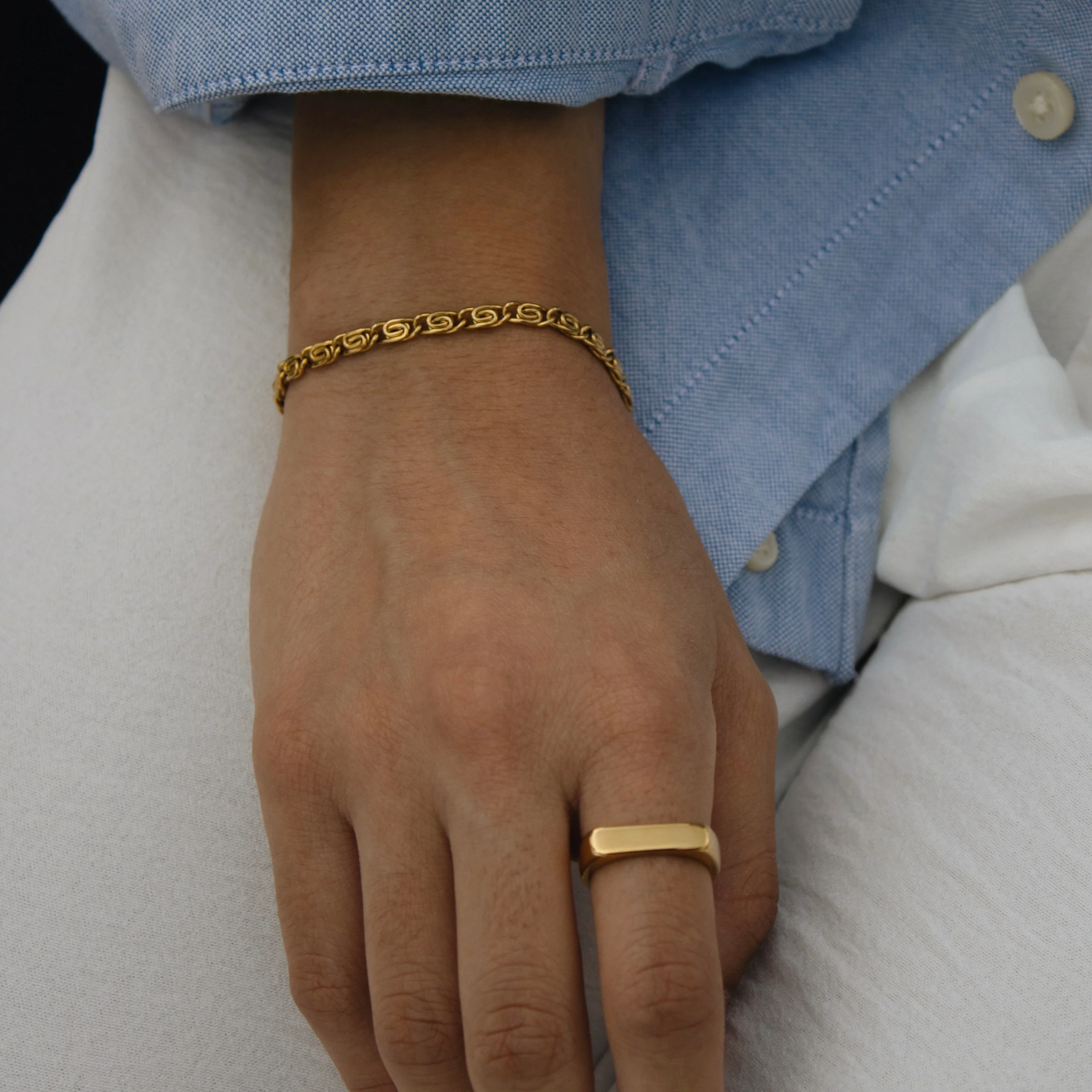 Brazalete Hilo Gold - Image 2